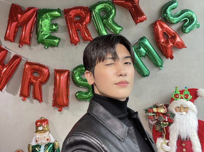 7E6198AC-4EE5-40D9-95AB-404D9937DDED