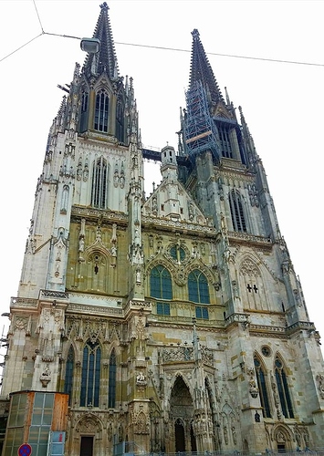 St%20Peter's%20Cathedral