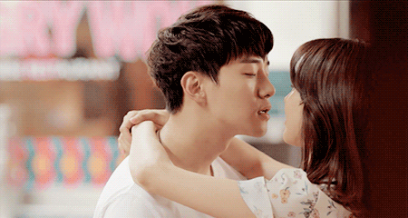 wok%20kiss%20gif